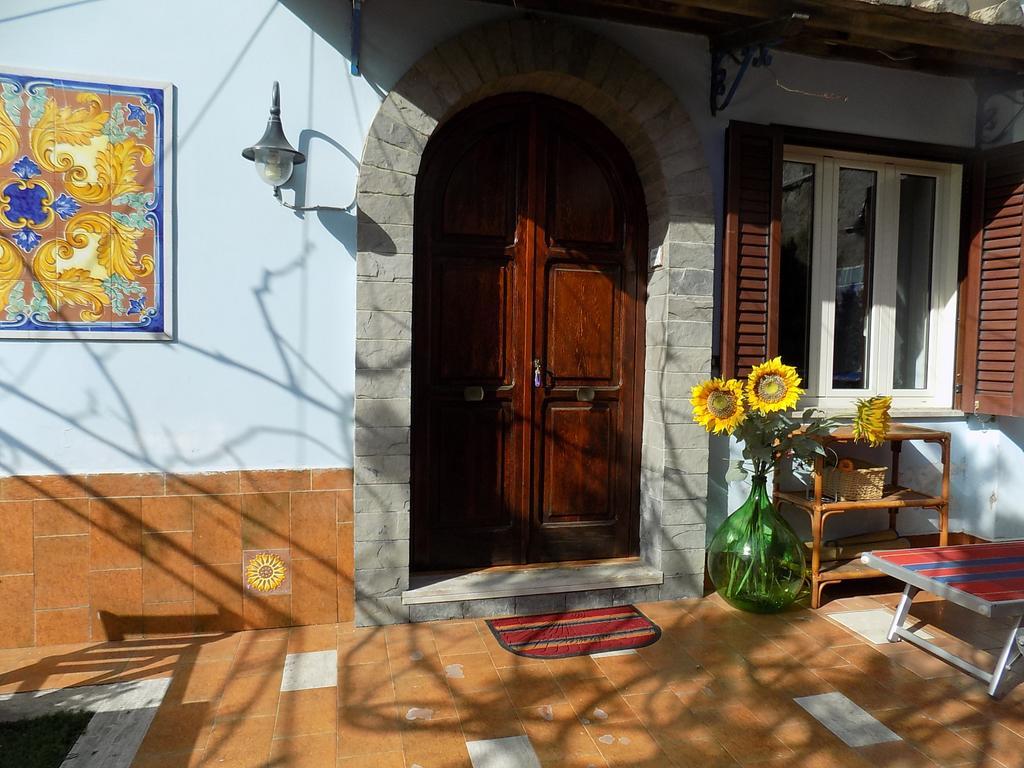 Maison De Fleurs Maiori Exterior foto